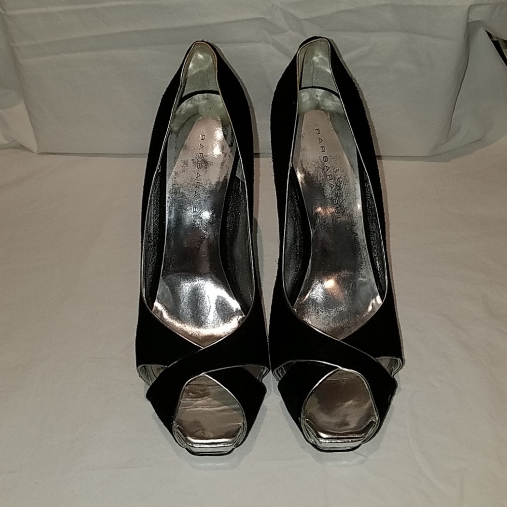 Barbara Bui Suede crisscross Pump - Black / Silver